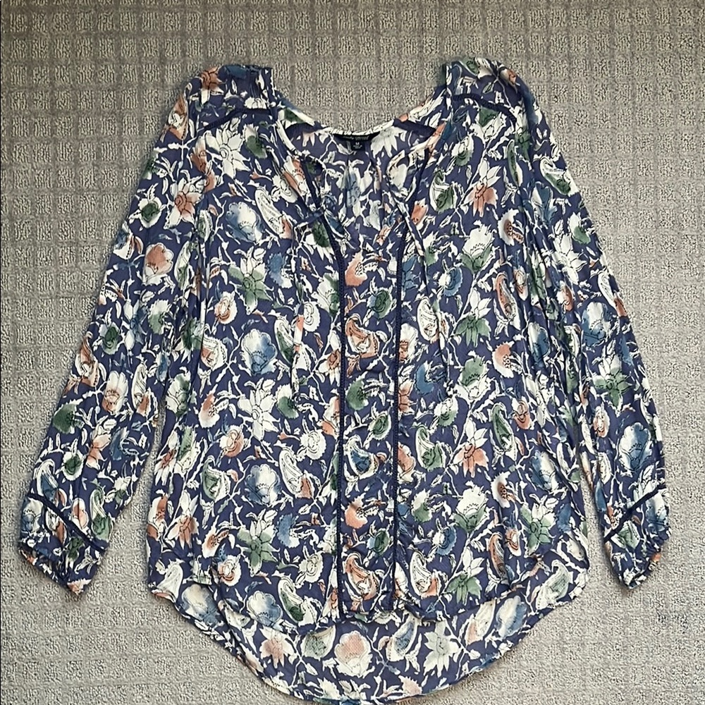 Lucky Brand Boho Peasant Blouse Notched Collar with Ties Blue Floral Size Medium